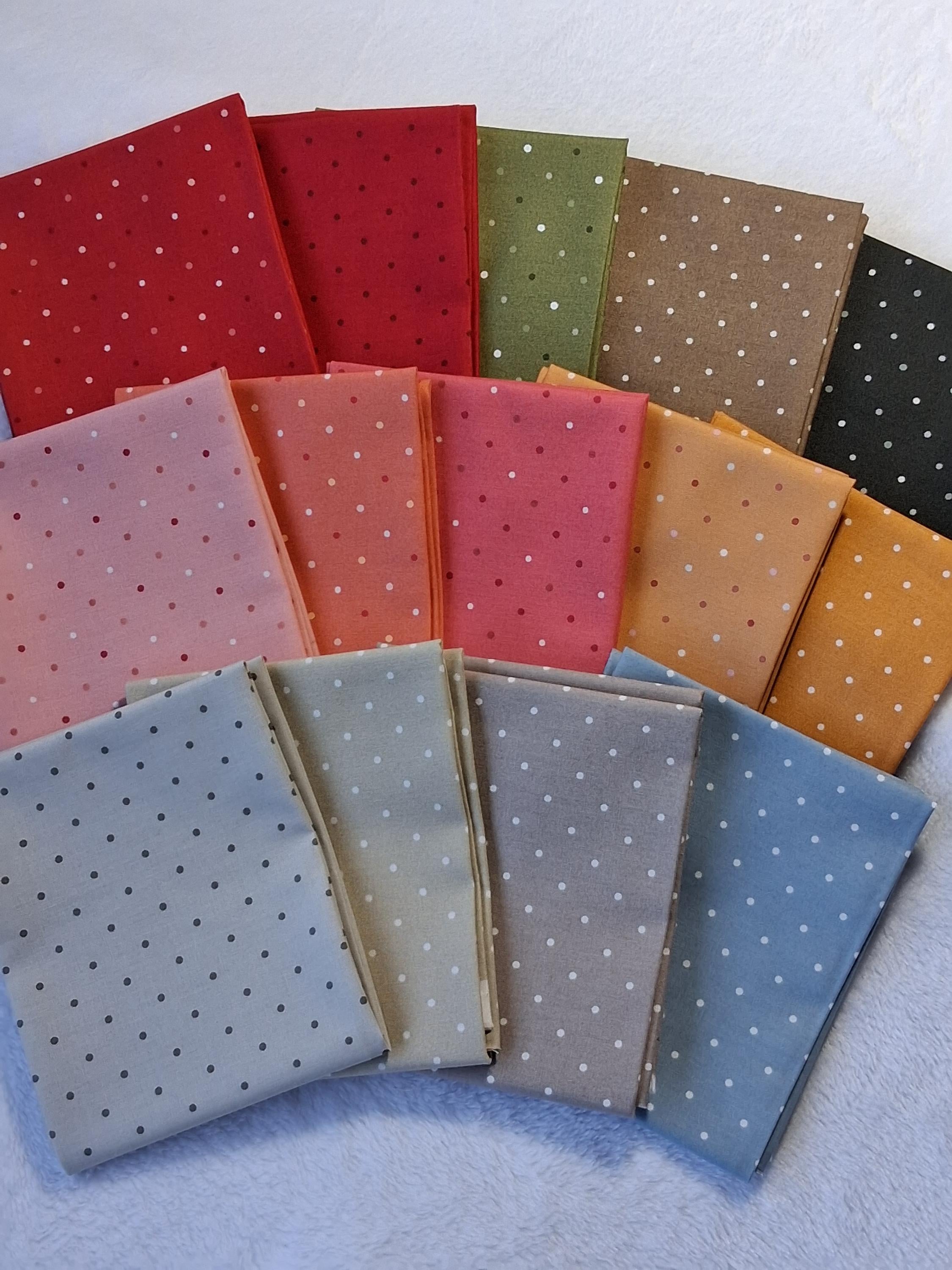 MAGIC DOT by Moda 14 Fabrics Fat Quarter Bundle