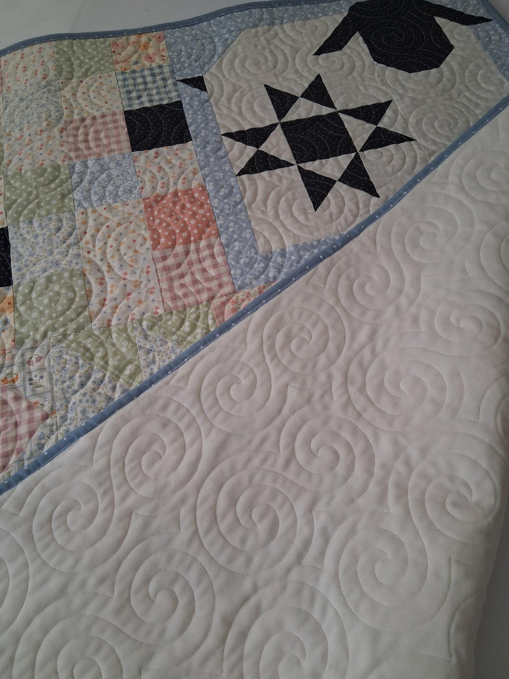 Sweet Baby Sheep Handmade Quilt 100% Cotton Fabric (50" x 50")