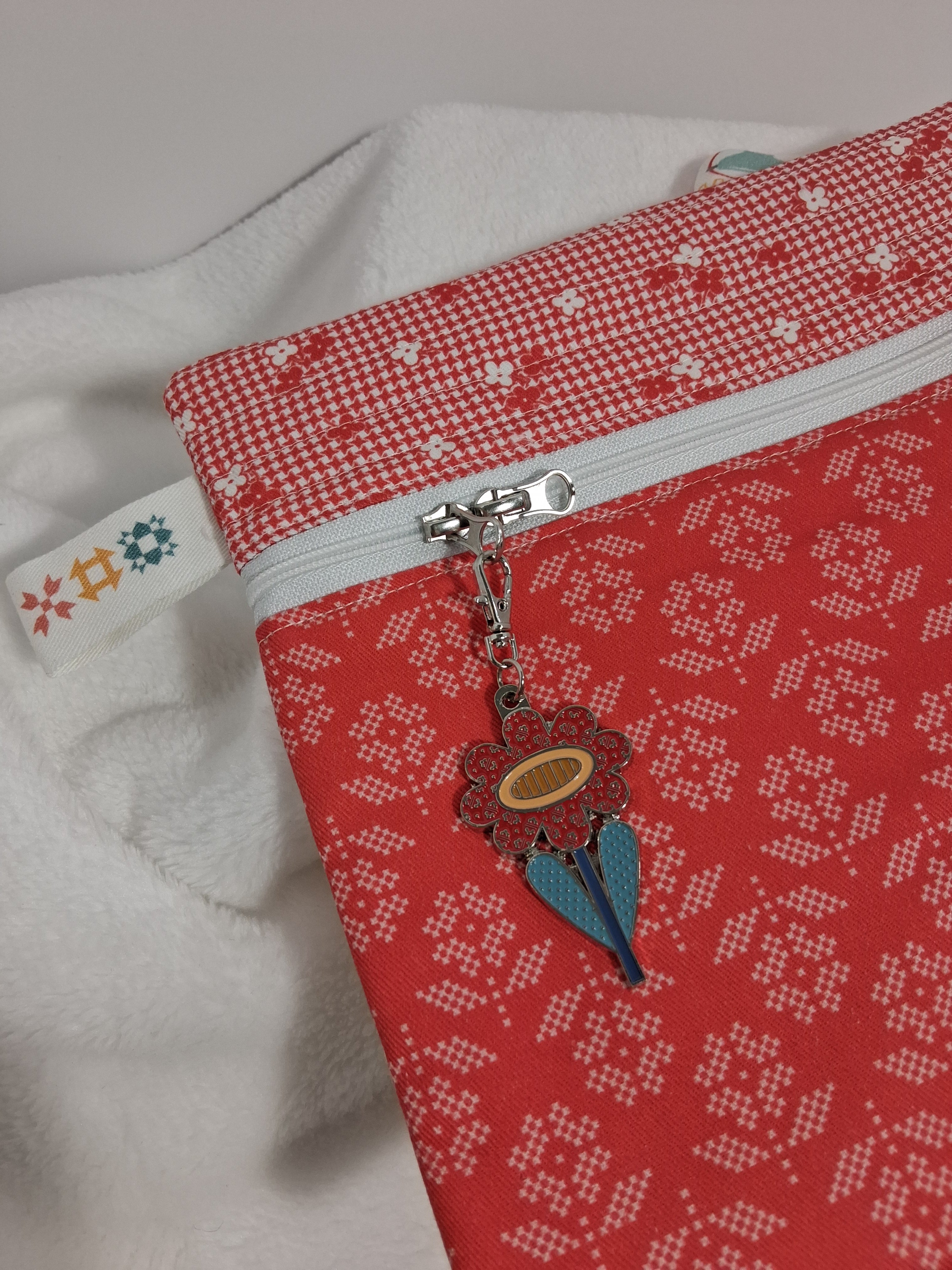 Lori Holt Handmade Project Bag – Red Floral with Double Zipper